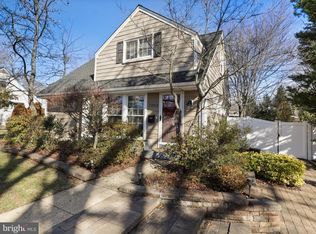 7009 Vanderbilt Dr, Alexandria, VA 22307