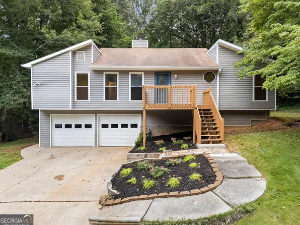 5826 Stonehaven Dr NW, Kennesaw, GA 30152