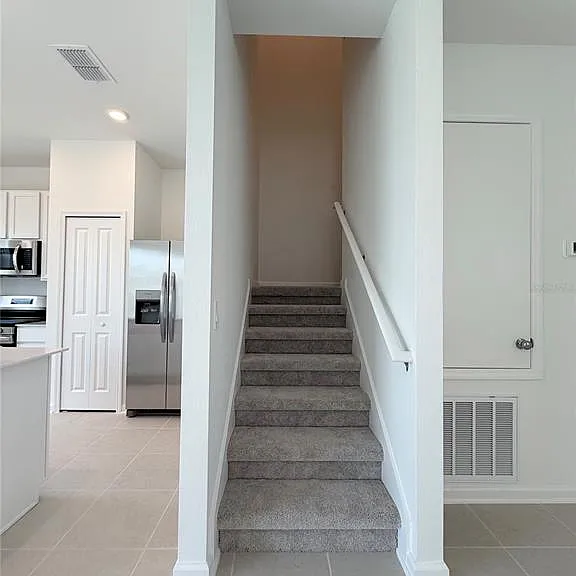 2583 Skyline Loop — Photo 8