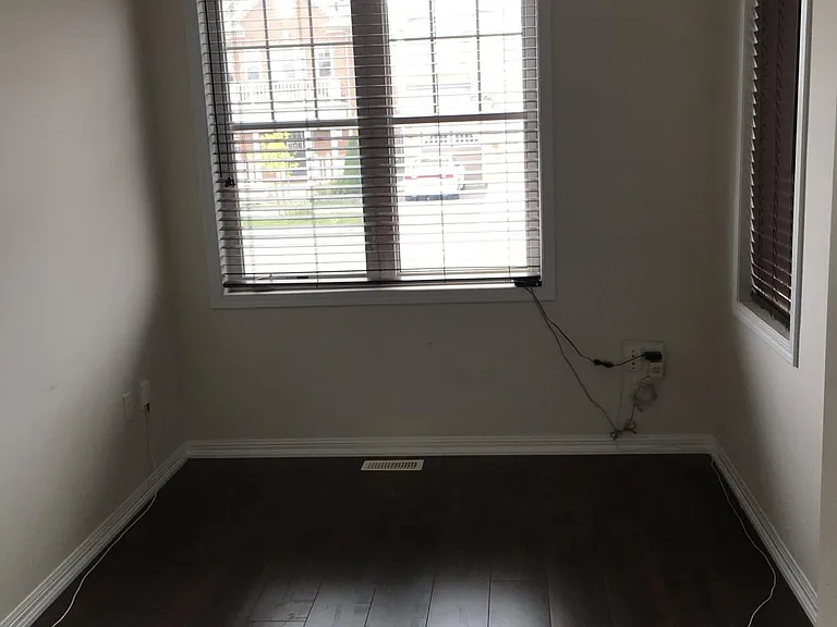 94 Robert Parkinson Dr — Photo 4
