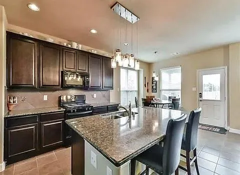 2575 Riverway Dr — Photo 7