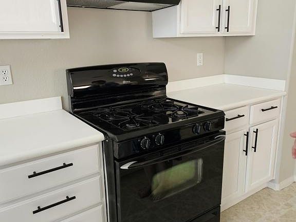 2nd image of 5820 Ivy Trellis St