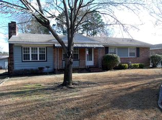 3424 McChoen Dr, Fayetteville, NC 28311