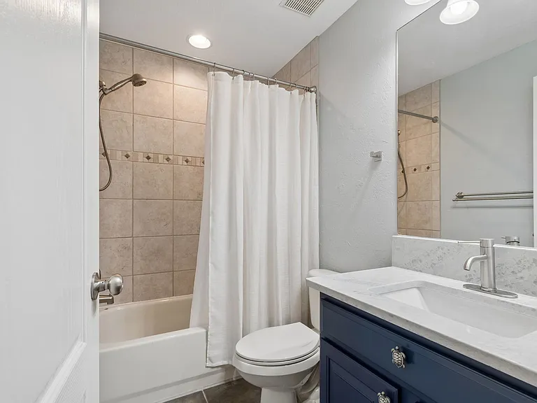 Customed Bathroom 2