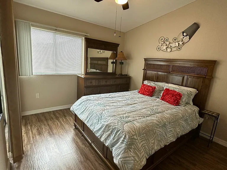 335 Ocean Park Ln #V106 — Photo 19