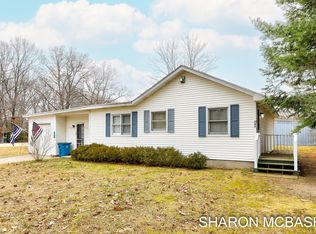 707 N Maple St, Saugatuck, MI 49453