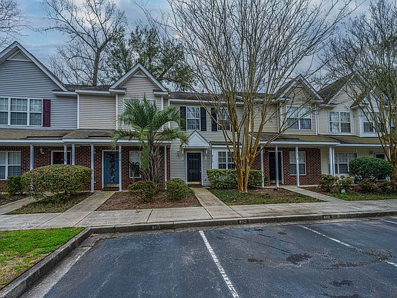 2nd image of 8112 Shadow Oak Dr