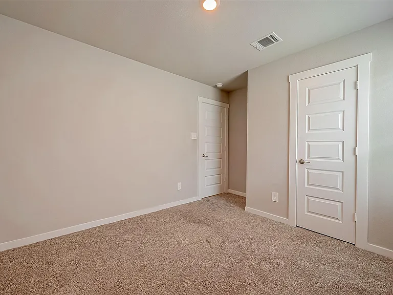 19010 Norbury Park Ln — Photo 24