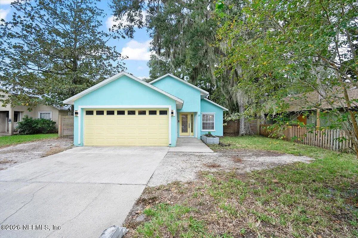 4 bed, 3.0 bath, 1752 sqft, $2,800 — Photo 1