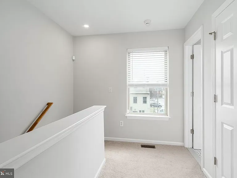 1236 Fitzwater St — Photo 14