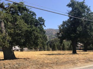 24320 Pueblo Ct, Tehachapi, CA 93561