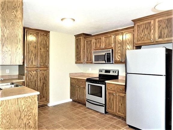 4th image of 3621 Cindy Jo Dr S