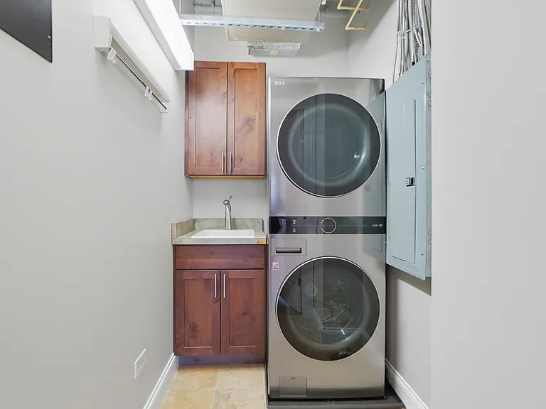 400 Riverboat Row #1102 — Photo 25