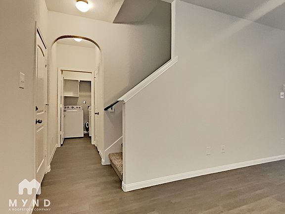 2nd image of 5126 Elliot River Ct