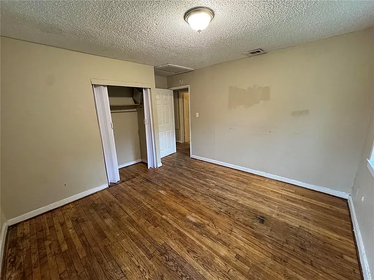 4670 Rosewood Dr — Photo 14