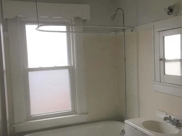 4720 E 85th St #1 — Photo 8
