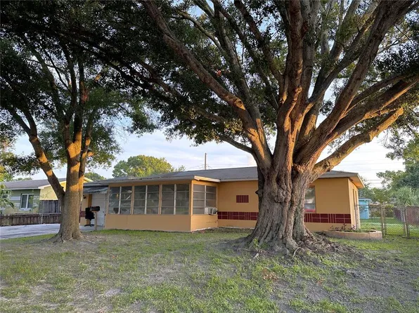 1469 62nd Ave N, Saint Petersburg, FL 33702