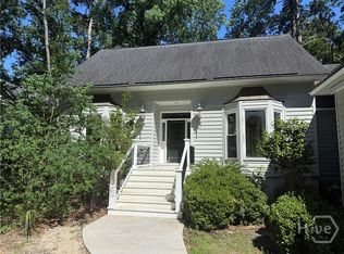 4 Isham Lane, Savannah, GA 31411