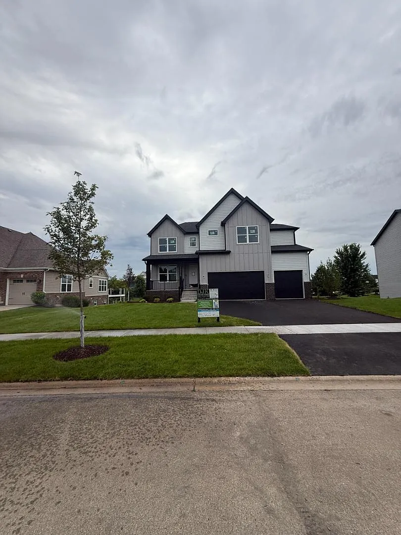 12428 Limerick Ln — Photo 1