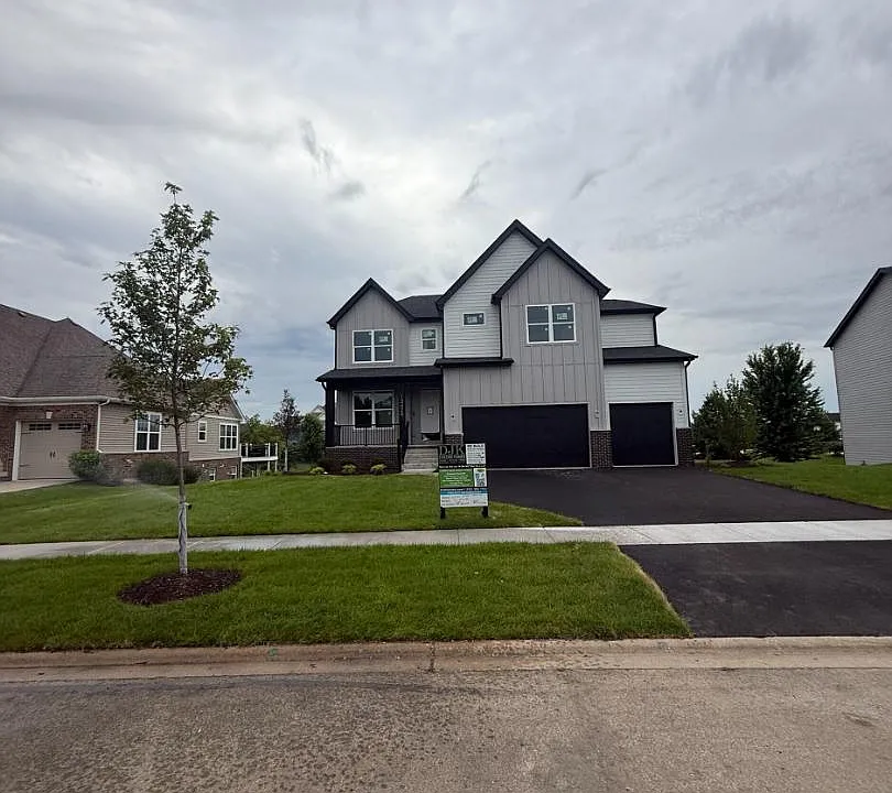 12428 Limerick Ln