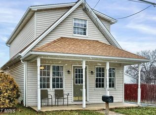 42 E Main St, Walnut Bottom, PA 17266
