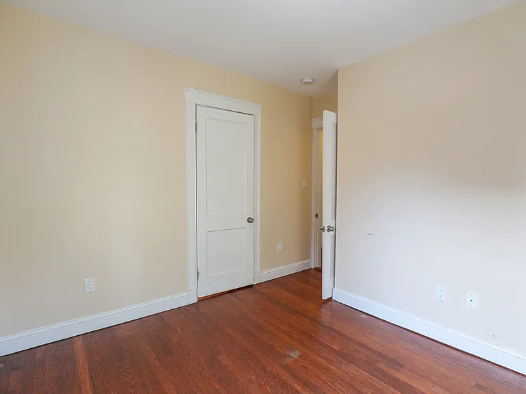 19 Claymoss Rd #3 — Photo 8