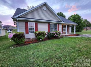 3641 Atlas Dr, Charlotte, NC 28269