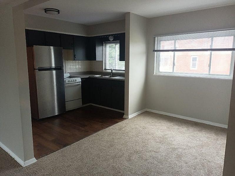 1st image of 18923 Hilliard Blvd