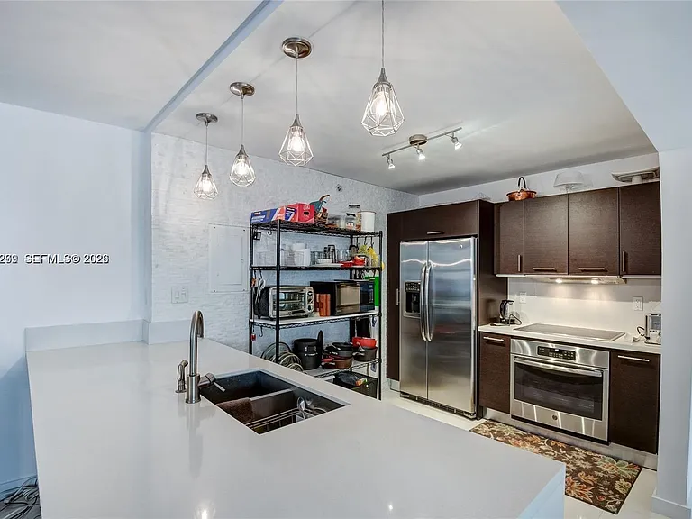 1000 West Ave #TS8 — Photo 6