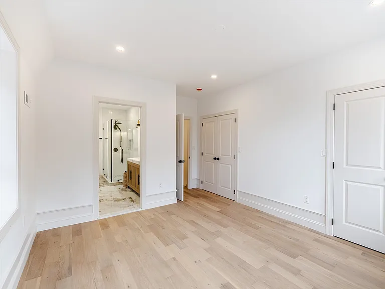 413 S 51st St #2 — Photo 30