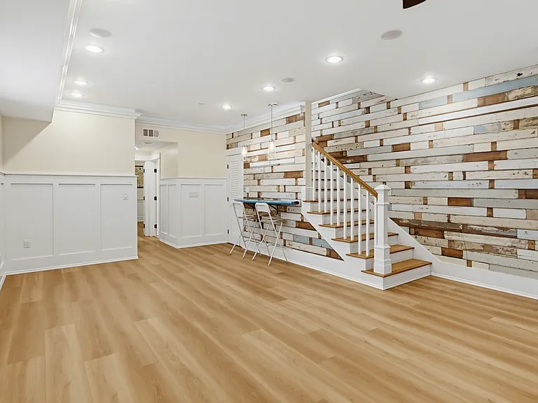 464 C Ave — Photo 16