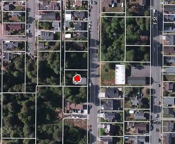 2nd image of 3390 East St