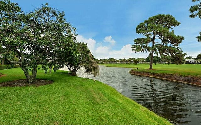 2nd image of 7087 W Country Club Dr N