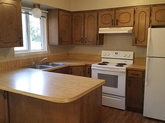 2nd image of 823 Buckboard Ln #823