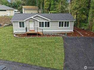 6104 Harlow Dr, Bremerton, WA