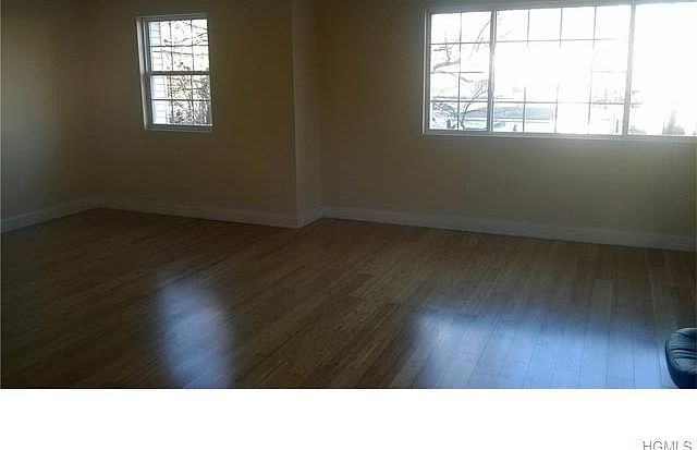 1st image of 406 S 1st Ave