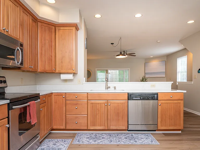 20360 Adriana Ln — Photo 21