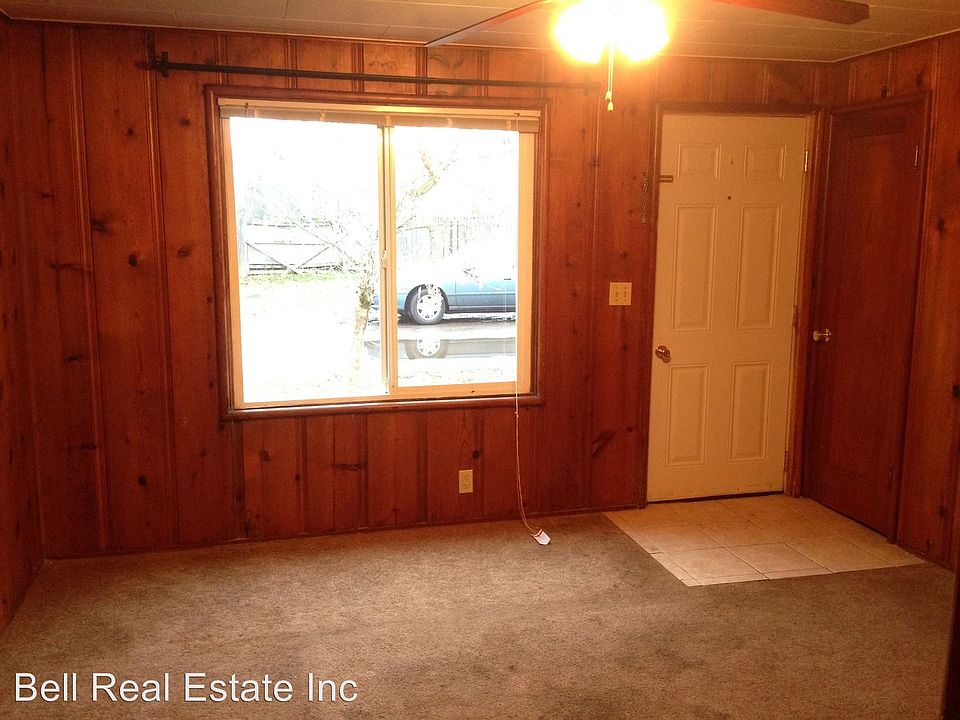 2nd image of 723 Highway 99 N APT 3