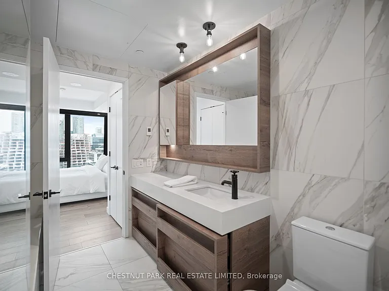 505 Richmond St W #1216 — Photo 29