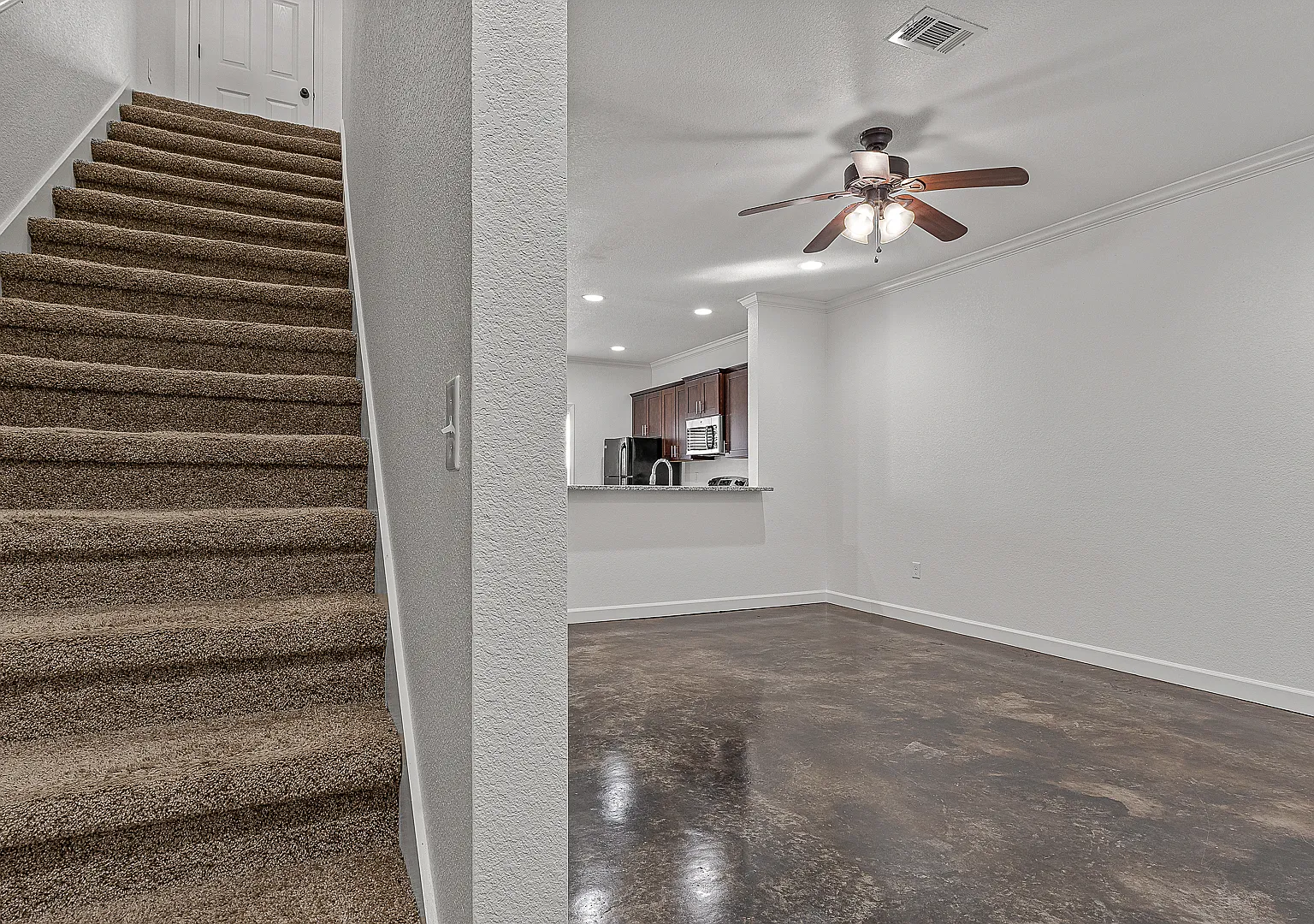 5555 Macedonia Rd — Photo 2