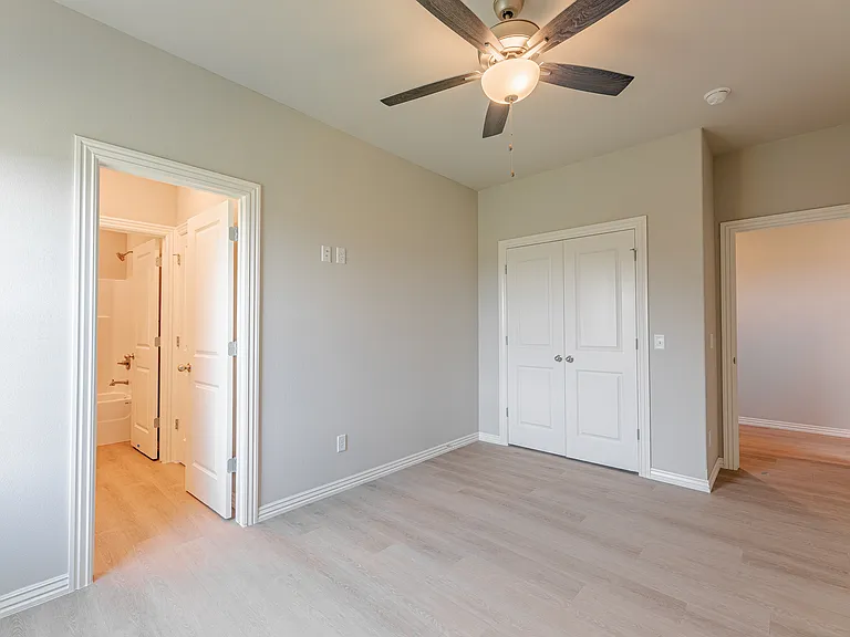 1409 Poigai Way #2 — Photo 2