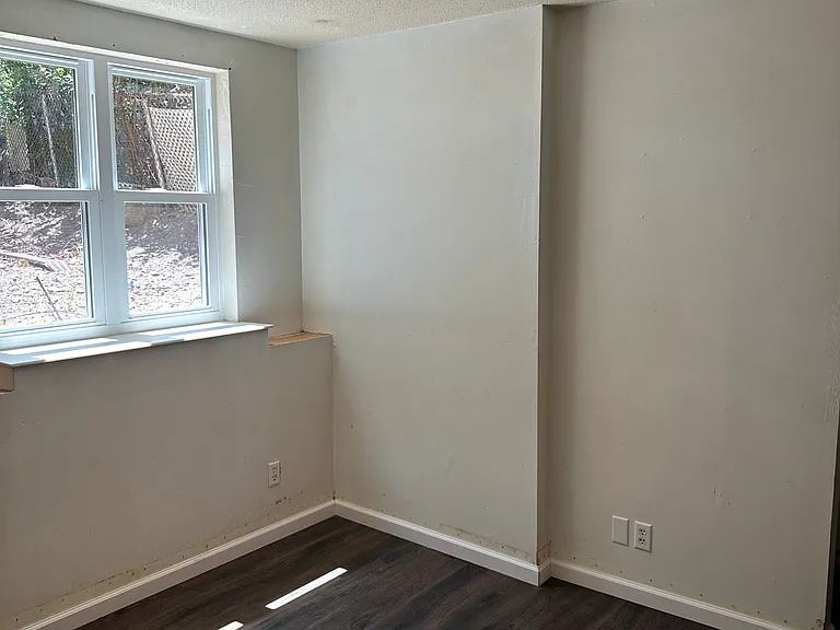 255 Crandall St #B — Photo 1