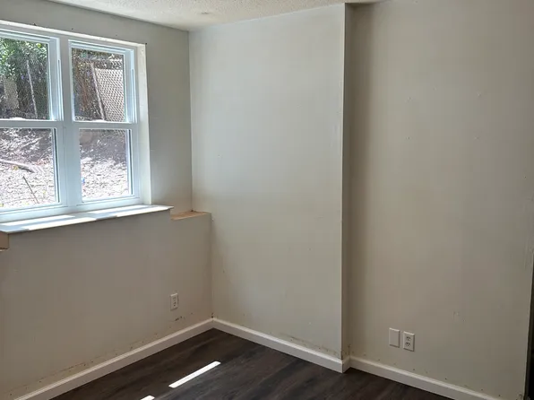 255 Crandall St #B, Erie, PA 16502