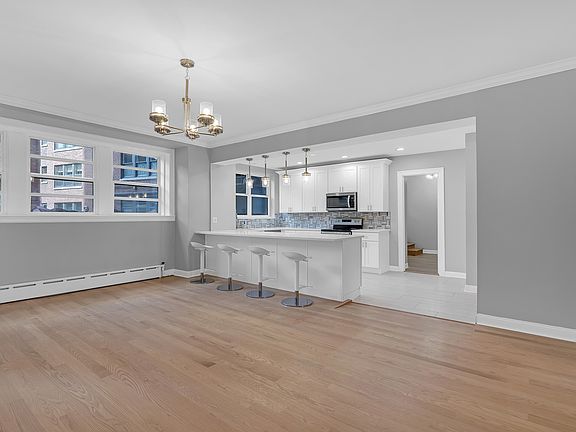 5th image of 3750 N Lake Shore Dr APT 2C