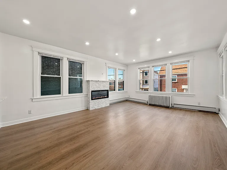 170 Cedar St #1 — Photo 5
