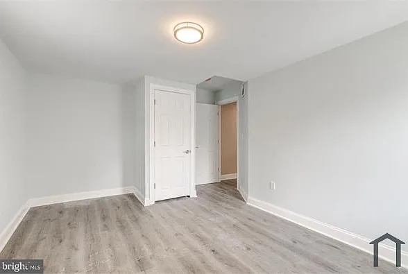 608 E 9th St #2 — Photo 5