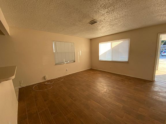 Livingroom from the bedrooms