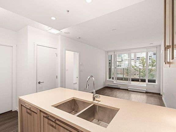 5th image of 5598 Ormidale St #621