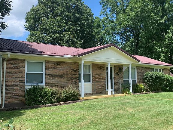 2nd image of 410 Collinwood Dr