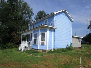 347 Oil Ridge Rd, Sistersville, WV 26175